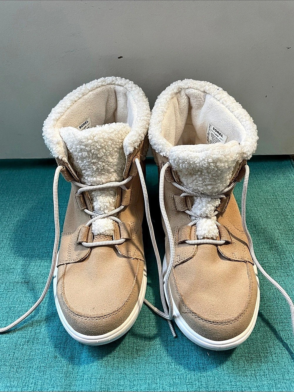 Sorel Out N About III City Sneaker Waterproof Sneaker Boots Brown US 9